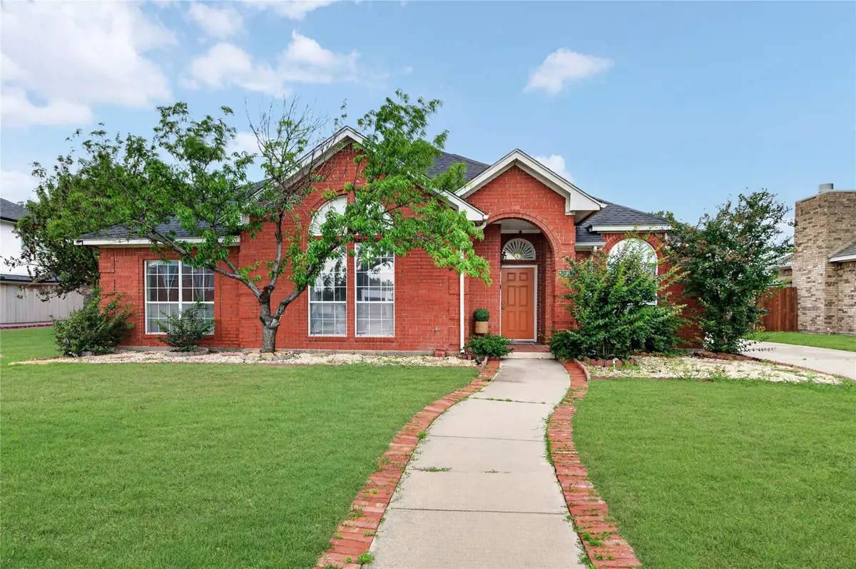 2205 Davin Drive, Carrollton, TX 75006 - #1