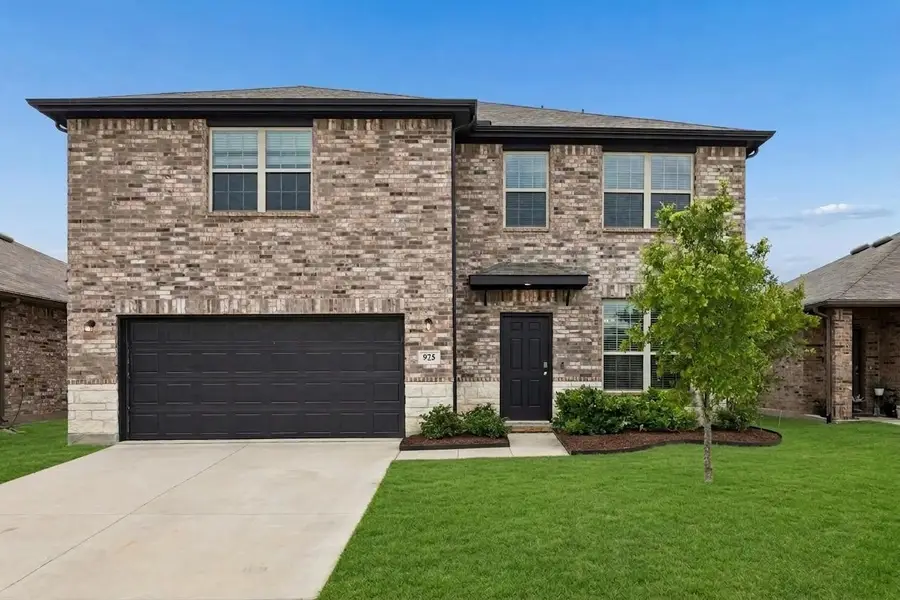 925 Billups Drive, Van Alstyne, TX 75495 - #2