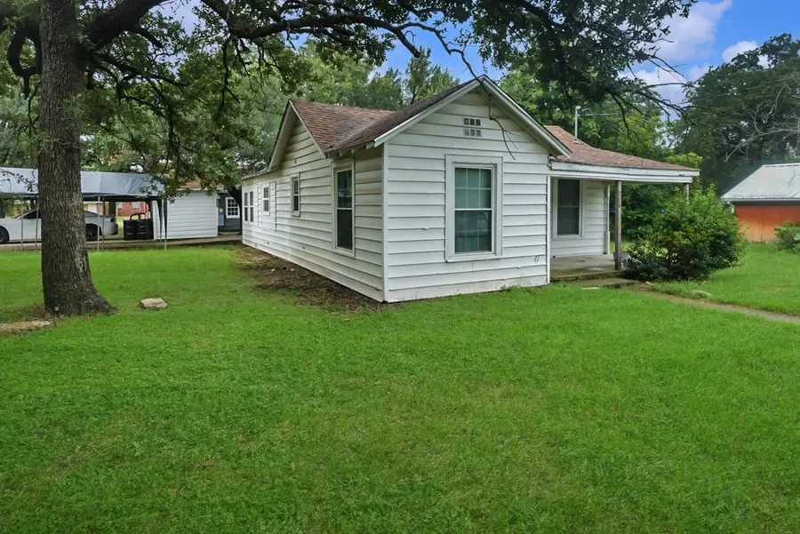216 19th Street, Mineral Wells, TX 76067 - #3