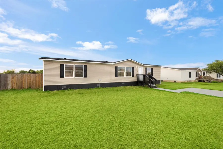 1418 Smooth Stone Drive, Cleburne, TX 76033 - #3
