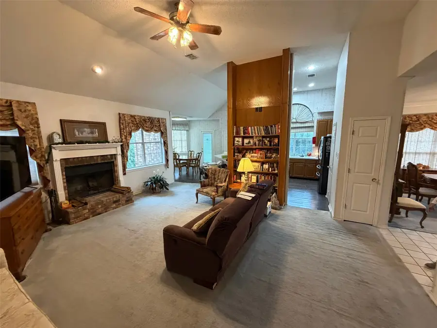 6204 High Brush Circle, Dallas, TX 75249 - #3