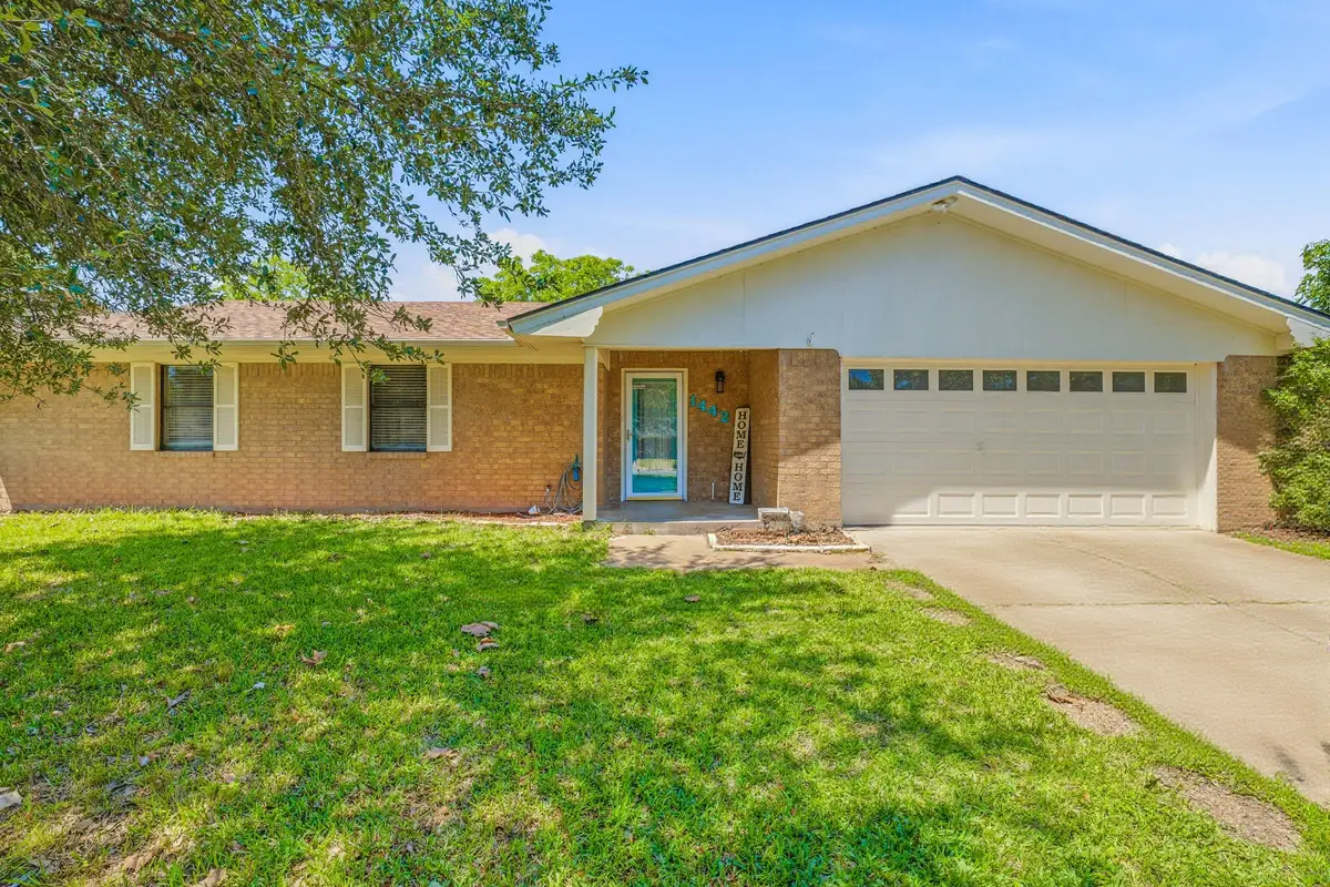 1442 N Dale Avenue, Stephenville, TX 76401 - #1