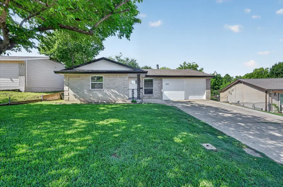 604 Holly Lane, Duncanville, TX 75116 - #2