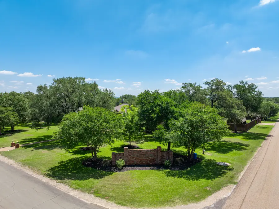 100 Twisted Oak Lane, Crawford, TX 76638 - #2