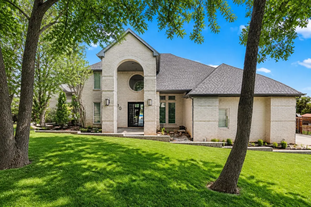 810 Pennsylvania Avenue, Kennedale, TX 76060 - #1