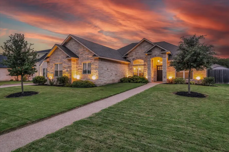 841 Day Star Drive, Hewitt, TX 76643 - #2