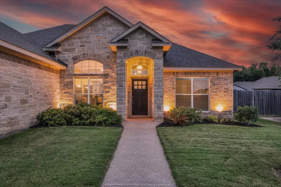 841 Day Star Drive, Hewitt, TX 76643 - #3