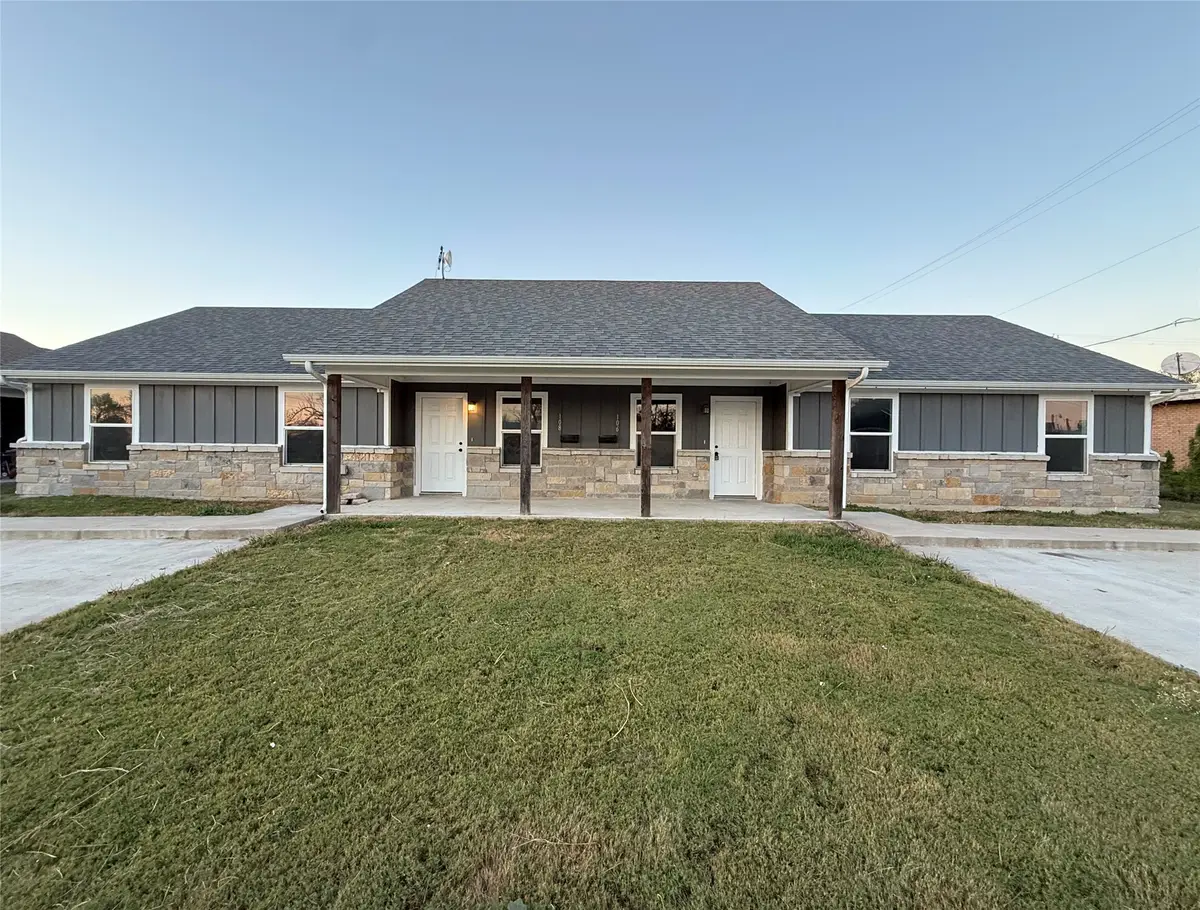 108 W Adams Street, Itasca, TX 76055 - #1