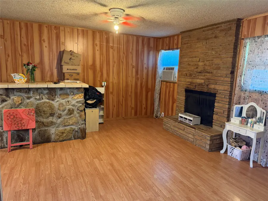 424 Vine Street, Baird, TX 79504 - #2