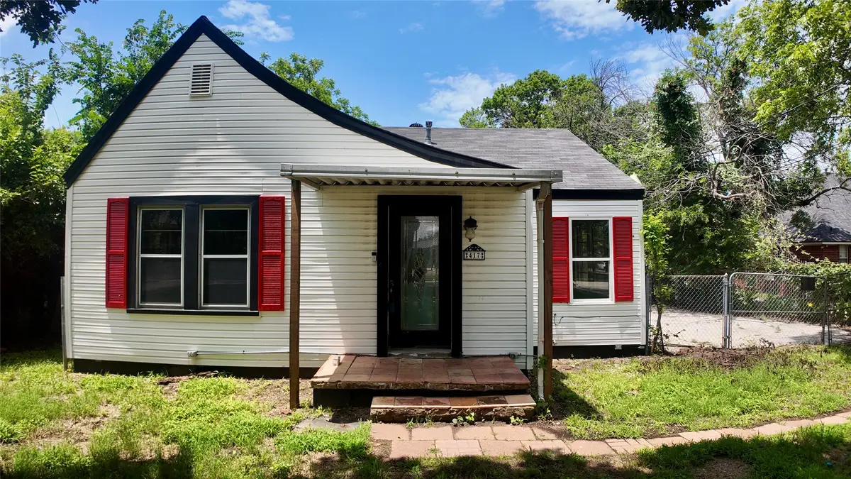 417 Corry A Edwards Drive, Kennedale, TX 76060 - #1