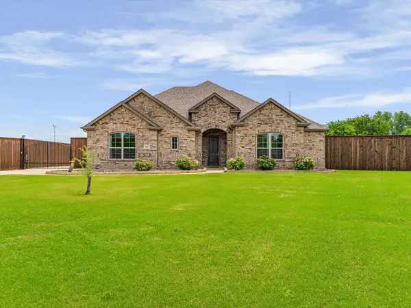 3620 Laurenwood Drive, Crowley, TX 76036