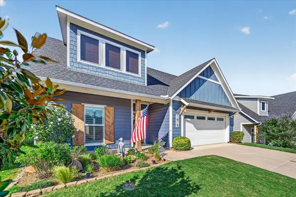 1018 Meadow Bend Loop N, Grapevine, TX 76051