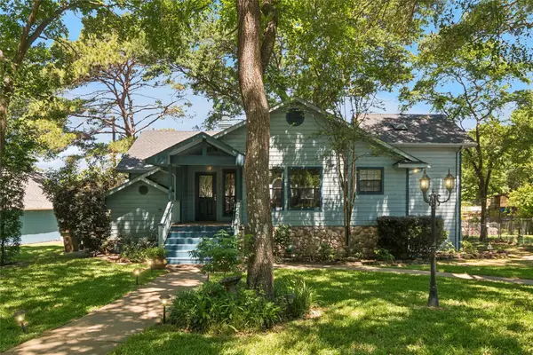 118 Lancelot Drive, Mabank, TX 75156
