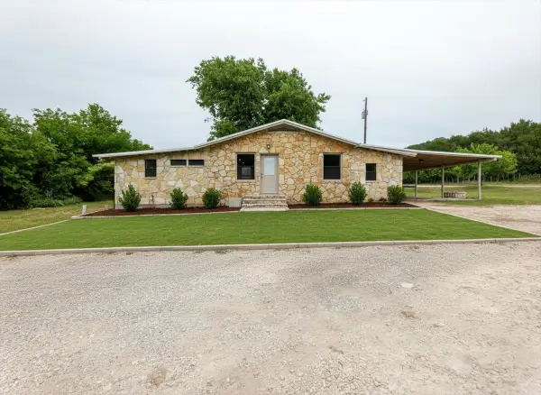 3236 County Road 407, Nemo, TX 76070