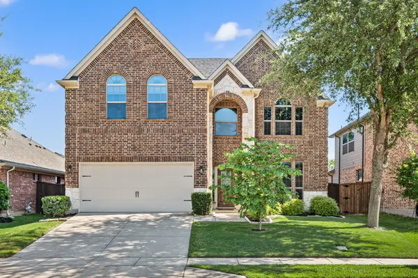 311 Blythe Bridge Drive, Roanoke, TX 76262