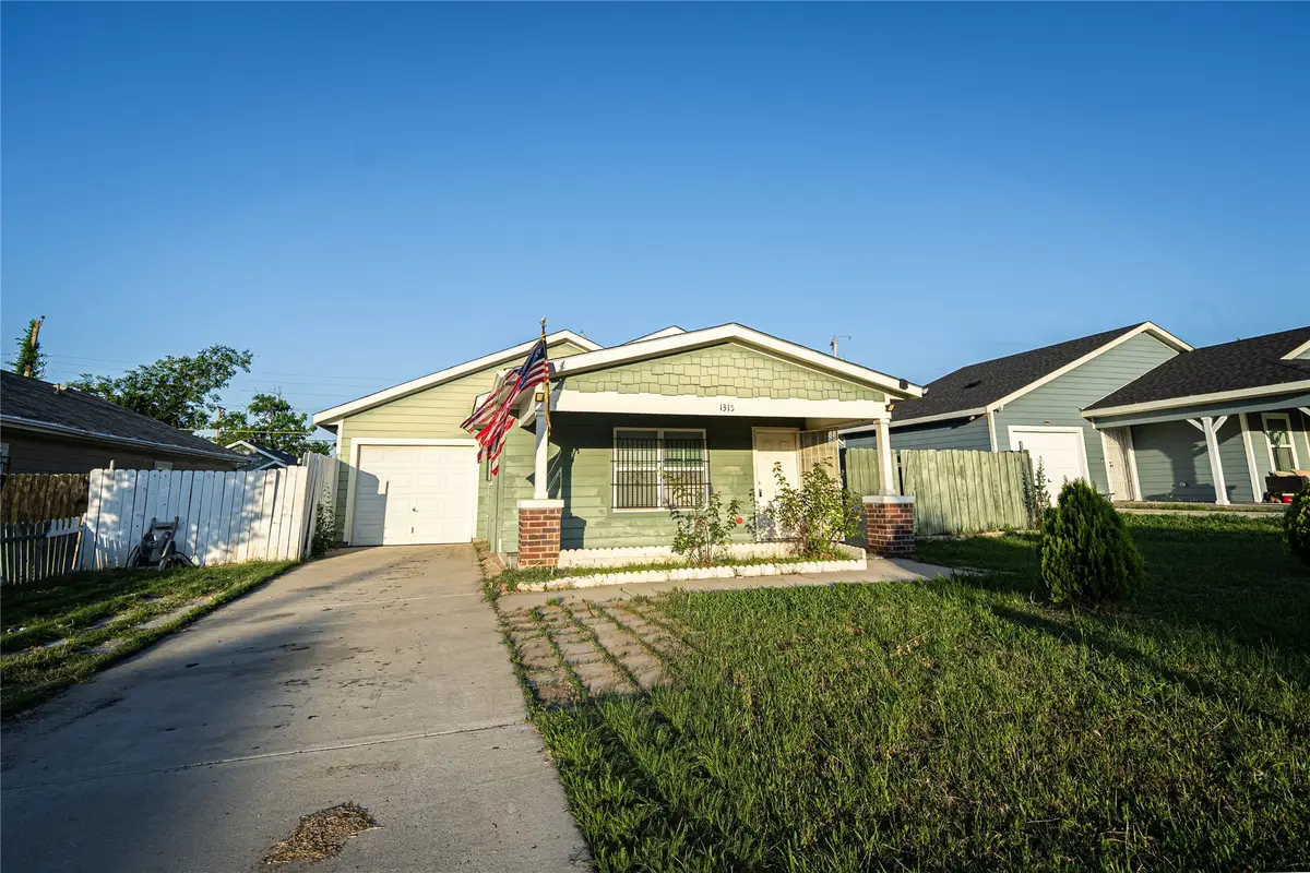 1315 Driess Street, Fort Worth, TX 76104 - #1