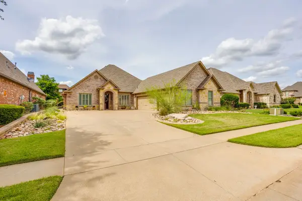 2318 Vienna Drive, Granbury, TX 76048