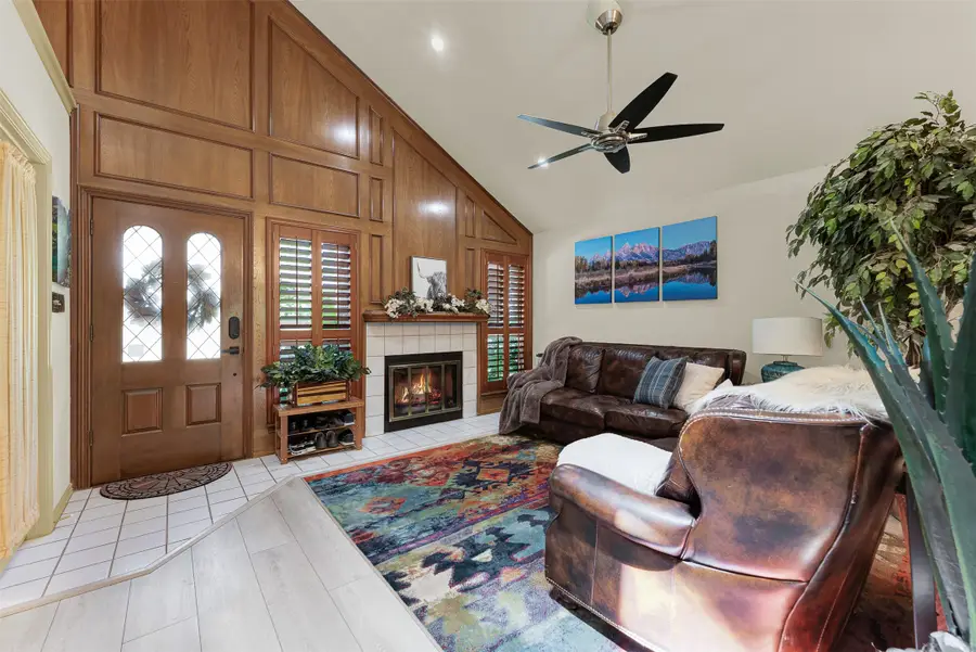 100 Saint Emelion Court, Irving, TX 75038 - #2