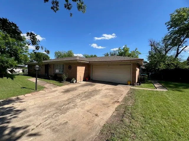 155 Chateau Drive, Fort Worth, TX 76134 - #2