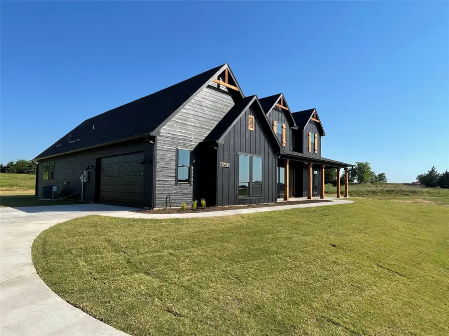 4 Dixie Estates Way, Whitesboro, TX 76273 - #2