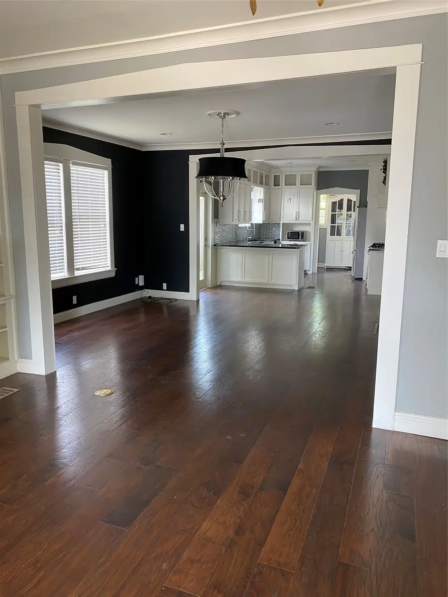 1511 S Adams Street, Fort Worth, TX 76104 - #2