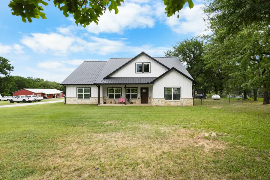 131 County Road 3351, Paradise, TX 76073 - #2