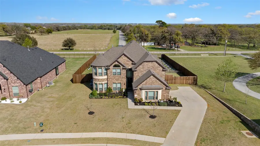 800 Beckington Drive, Shady Shores, TX 76208 - #2