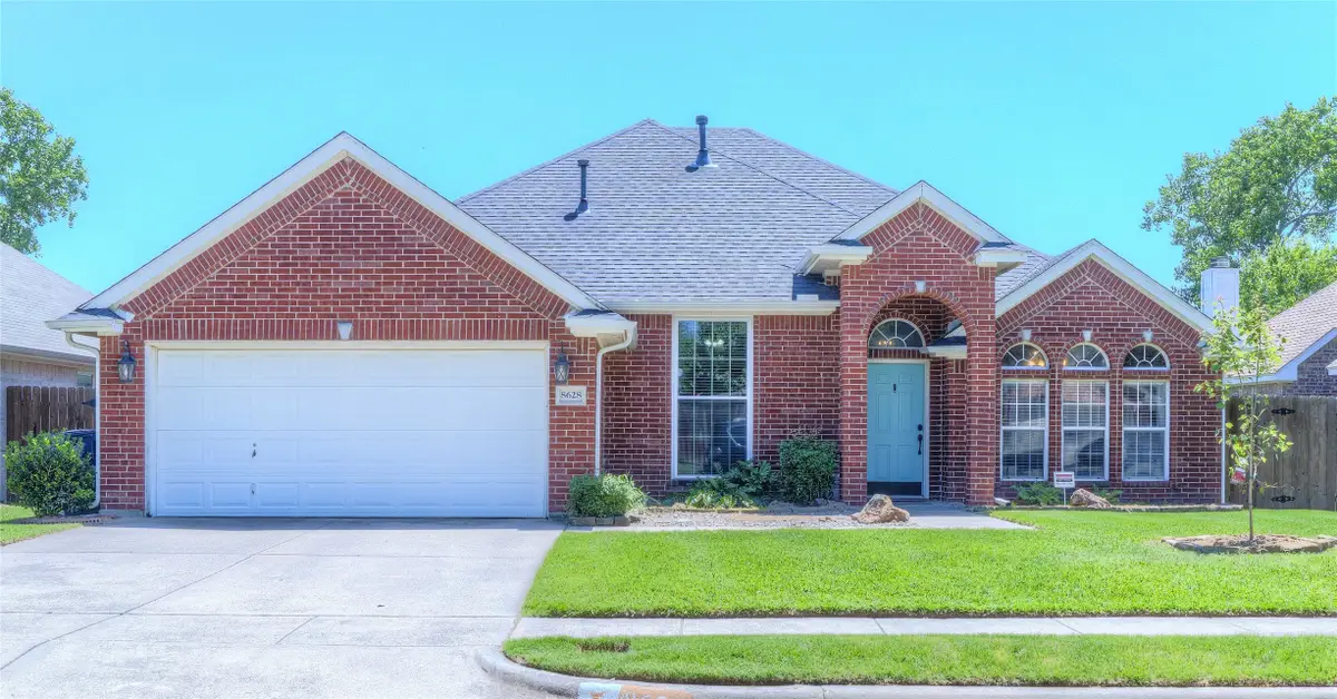 8628 Saranac Trail, Fort Worth, TX 76118 - #1