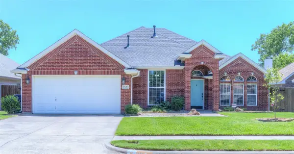 8628 Saranac Trail, Fort Worth, TX 76118