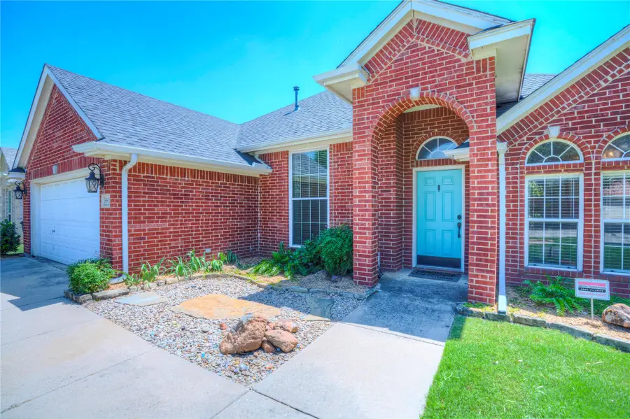 8628 Saranac Trail, Fort Worth, TX 76118 - #2