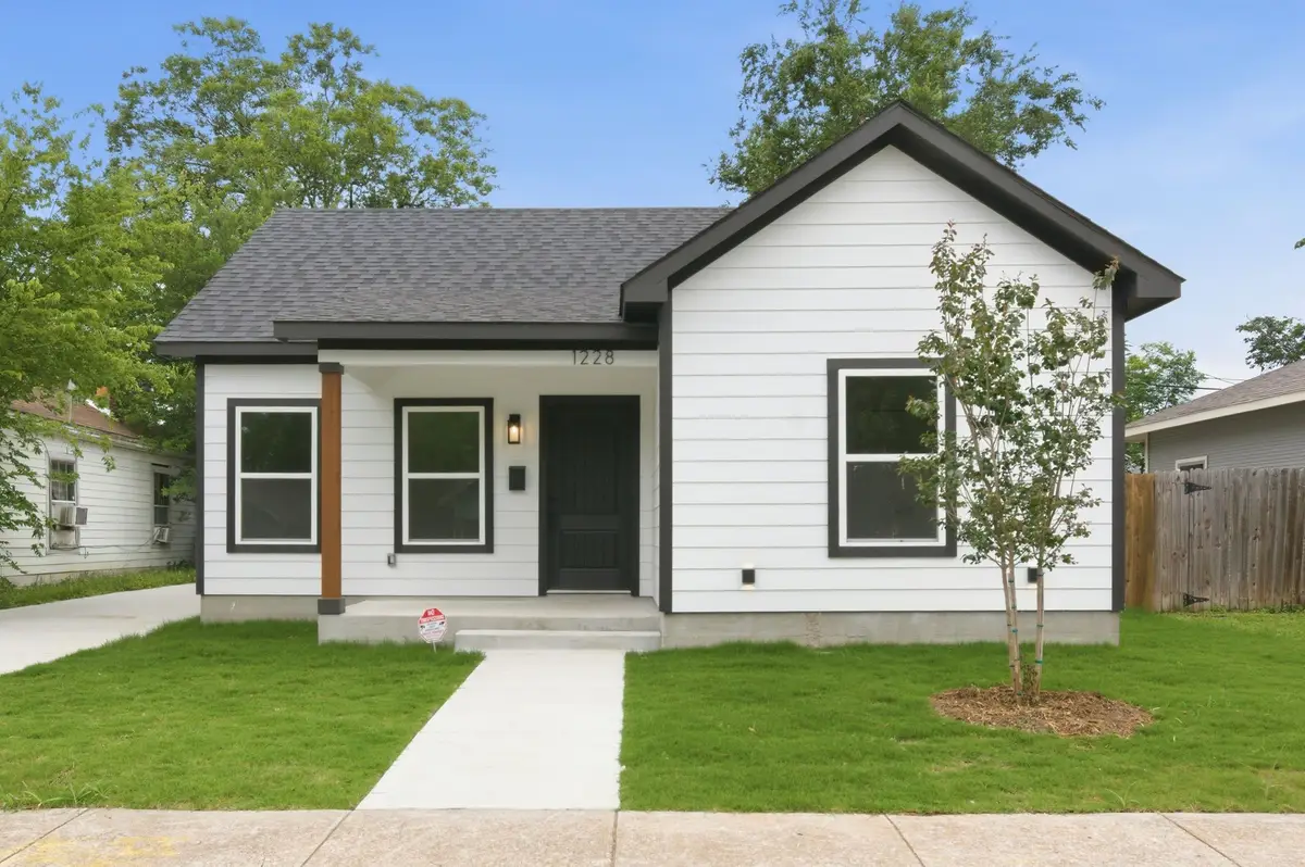 1228 E Tucker Street, Fort Worth, TX 76104 - #1