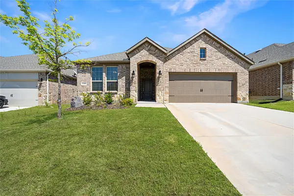 11300 Summer Rain Boulevard, Aubrey, TX 76227