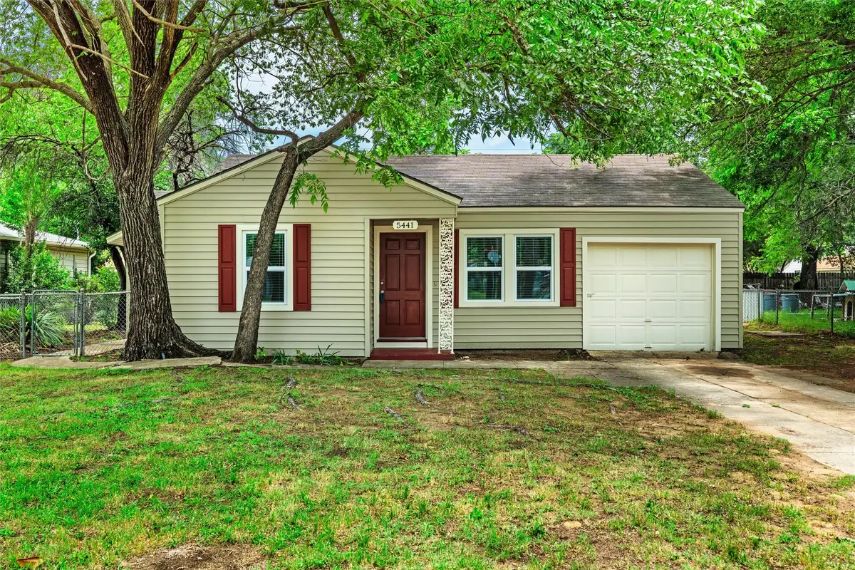 5441 Thomas Lane, River Oaks, TX 76114 - #1