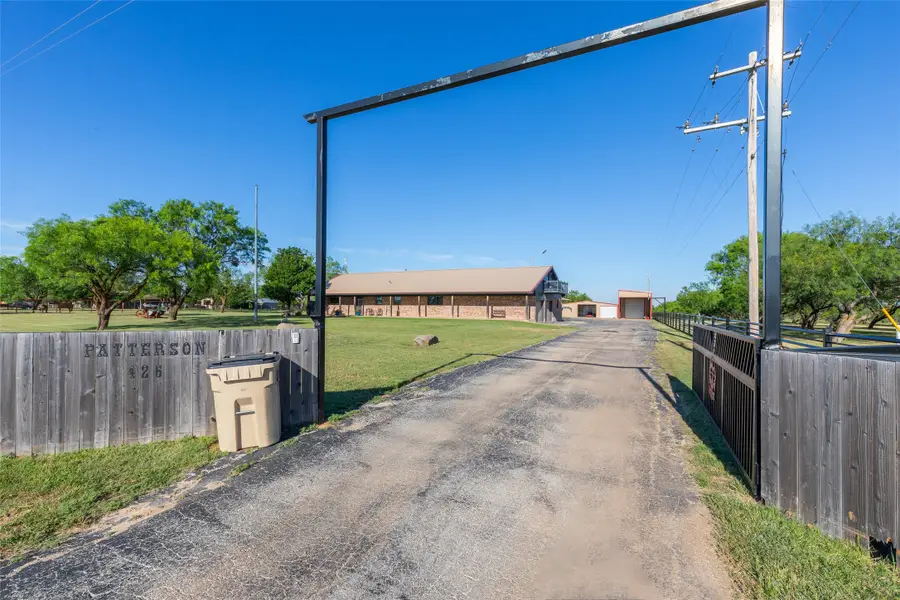 426 S Elmdale, Abilene, TX 79602 - #2