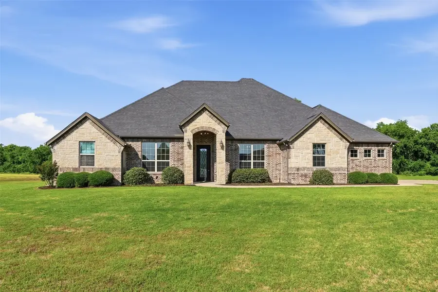 1101 W Iberian Court, Granbury, TX 76048 - #2