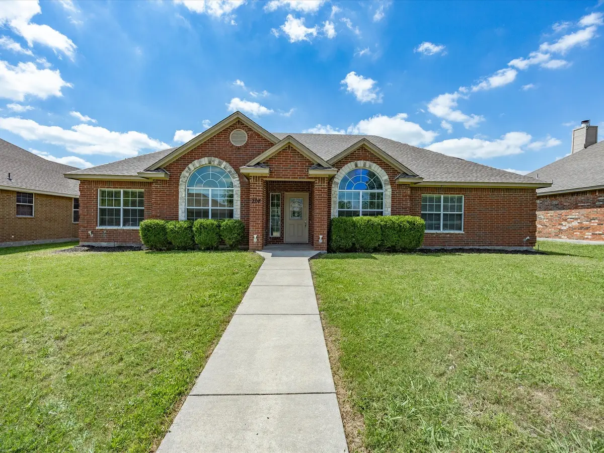 208 Red Wolf Lane, Red Oak, TX 75154 - #1