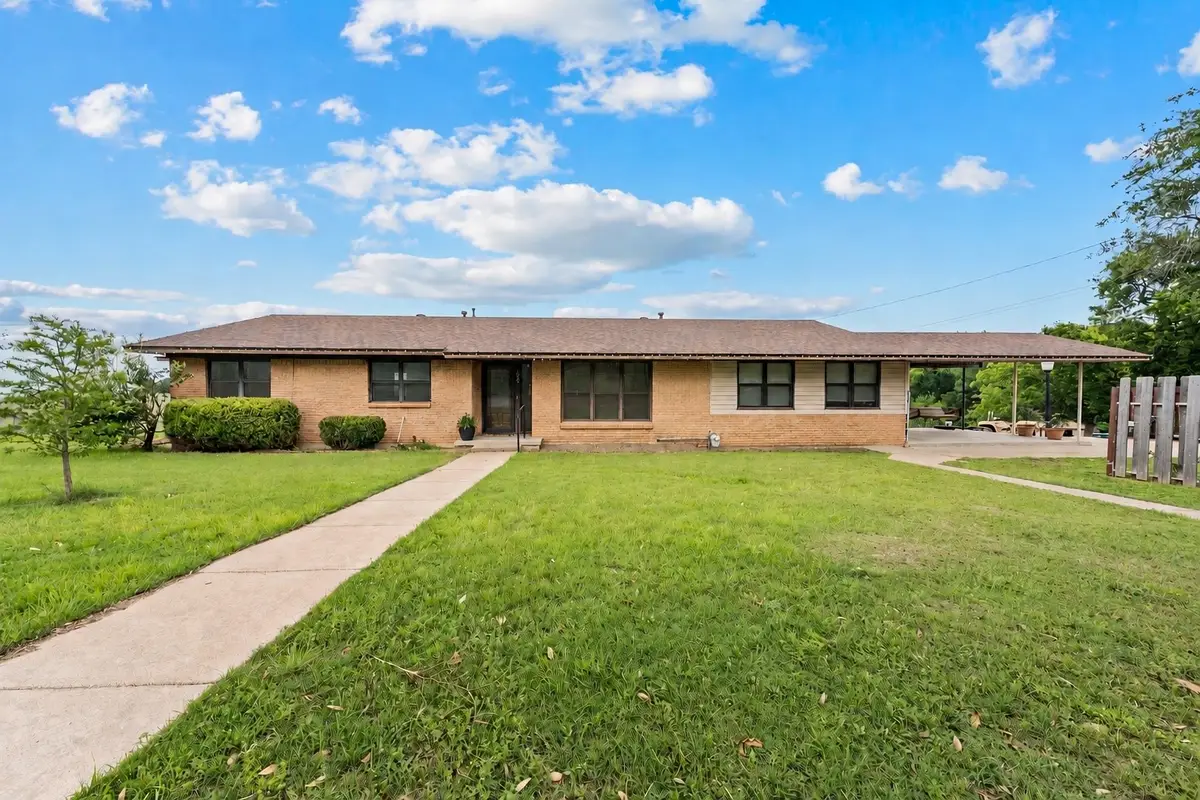 608 W Spring Street, West, TX 76691 - #1