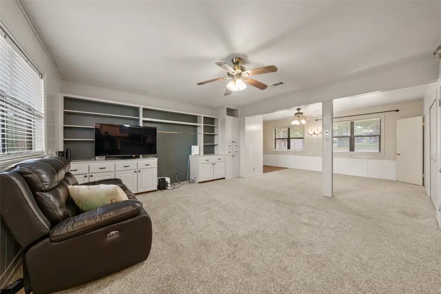 608 W Spring Street, West, TX 76691 - #2