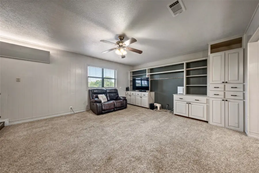 608 W Spring Street, West, TX 76691 - #3