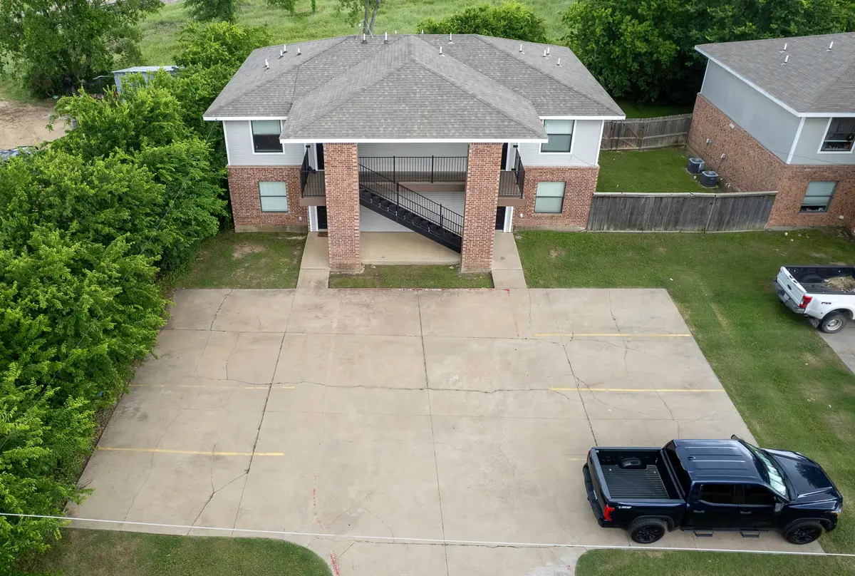 852 W Vanderbilt, Stephenville, TX 76401 - #1