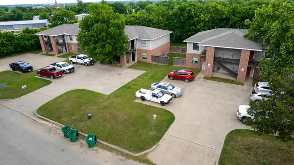 892 W Vanderbilt, Stephenville, TX 76401