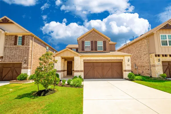 9828 Michael Irvin Street, Irving, TX 75063