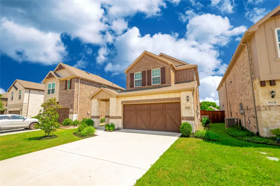 9828 Michael Irvin Street, Irving, TX 75063 - #2