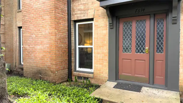 7814 Meadow Park Drive #119, Dallas, TX 75230