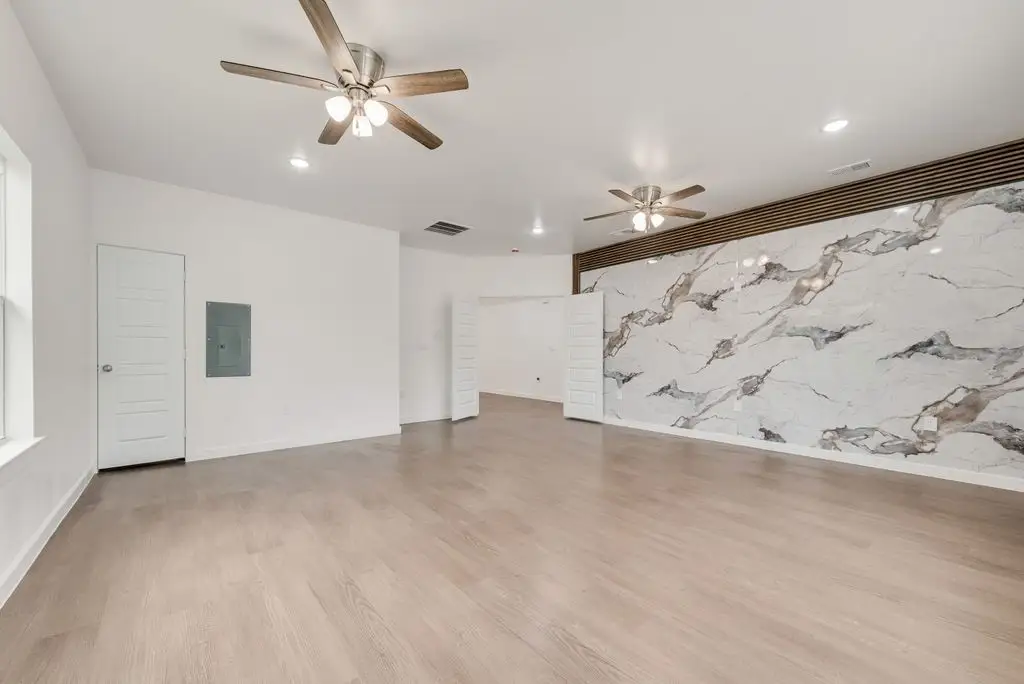 2706 Lenway Street, Dallas, TX 75215 - #1