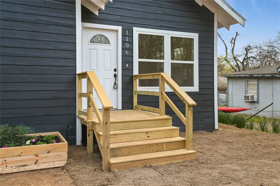1106 W Chestnut Street, Denison, TX 75020 - #2