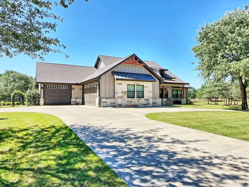 3347 Sabine Street, Athens, TX 75752 - #1
