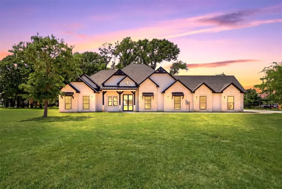 1055 Hidden Oaks Drive, Wills Point, TX 75169 - #2