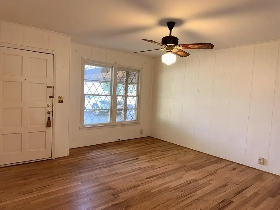 213 E Magnolia Dr, Mount Pleasant, TX 75455 - #3