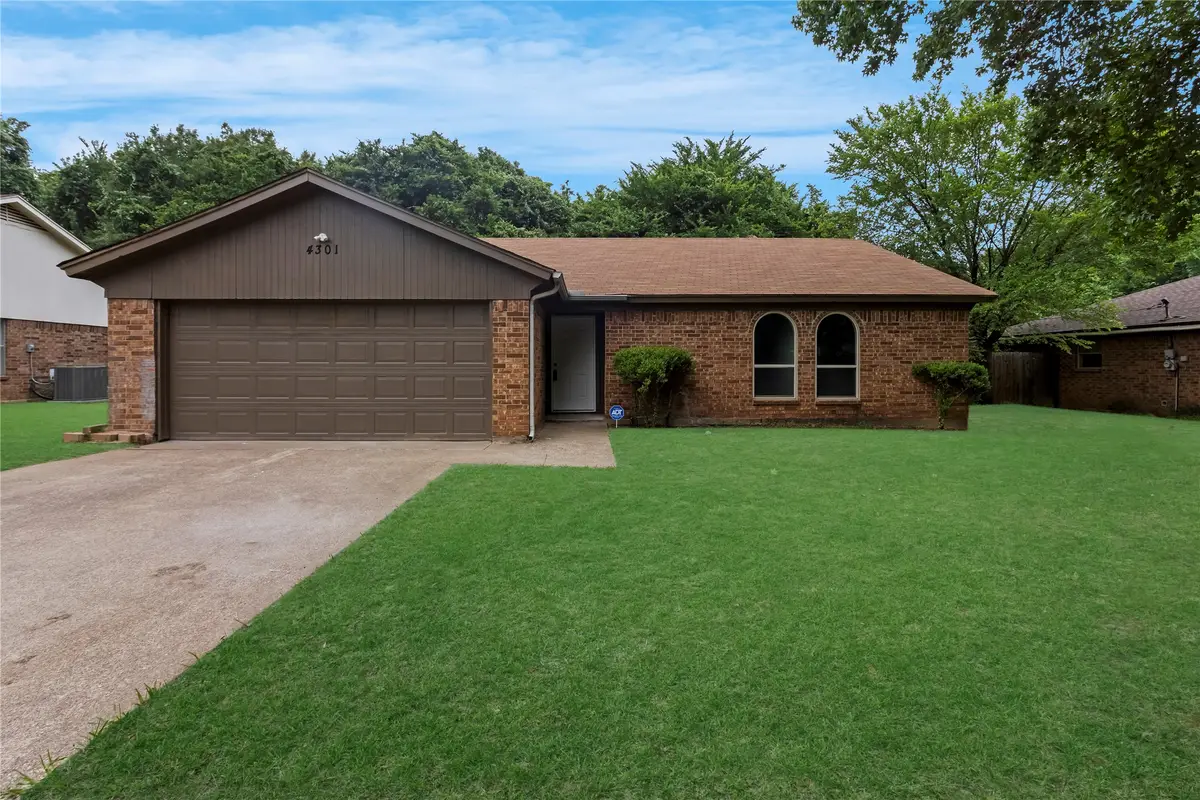 4301 Middlebrook Drive, Arlington, TX 76016 - #1
